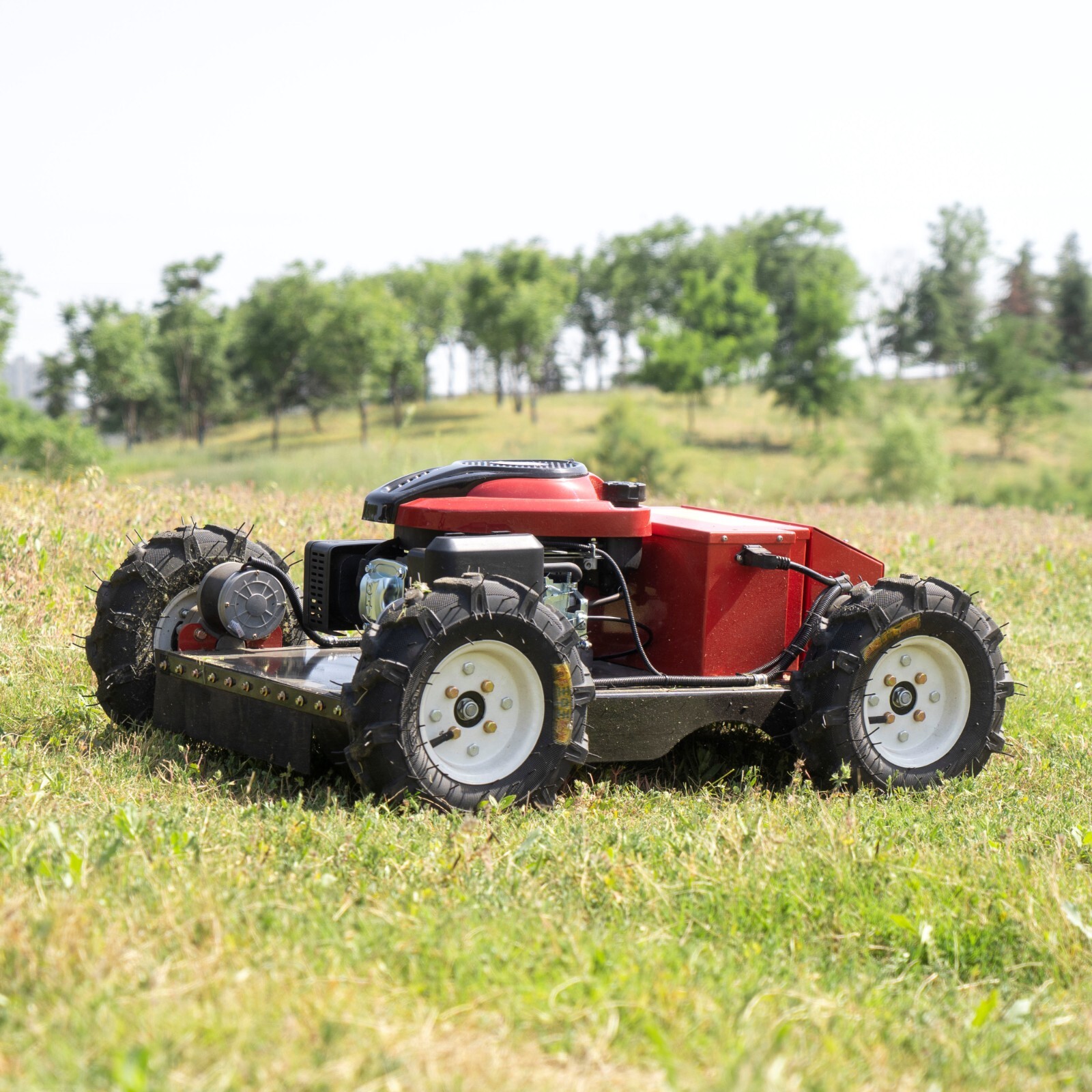 Gasoline Remote Control Lawn Mower Adjustable Blade Height 45° Climbing