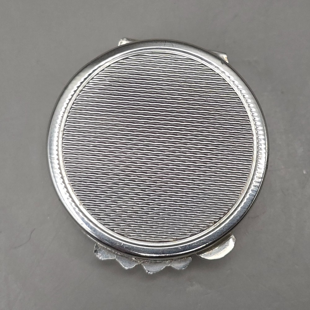 Vintage 800 Silver Engine Turned Snuff/Pill Box