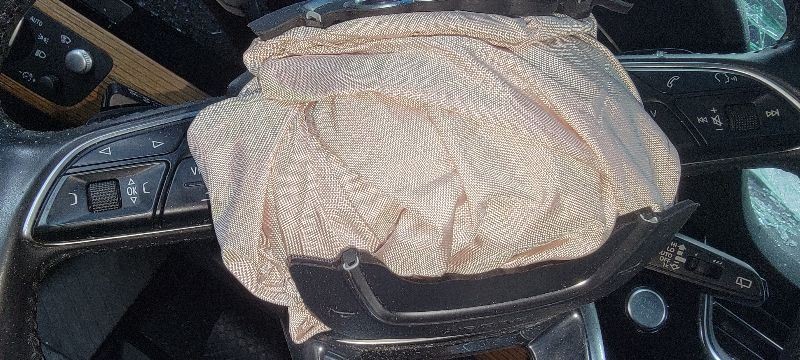 17-19 Audi Q7 Camera/Projector Head-up Display Dash Mounted