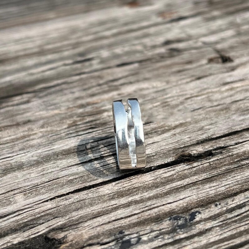 Solid 925Sterling Silver Cut-Out Wave Design Modern Geometric Band Handmade Ring