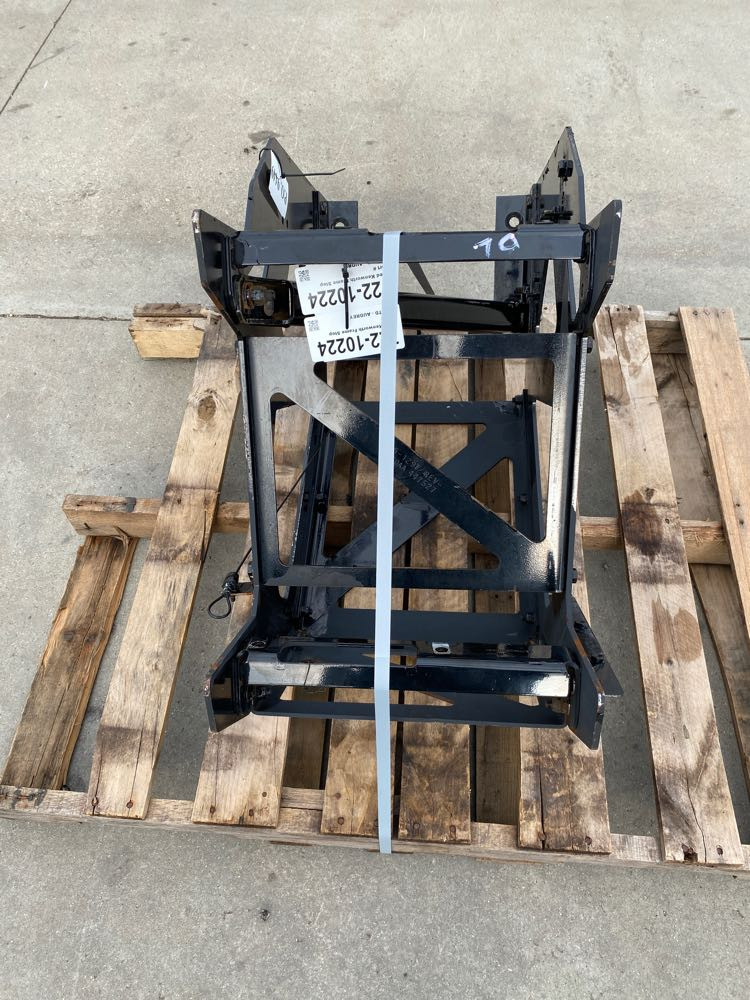 Kenworth Frame Step (722-10224)