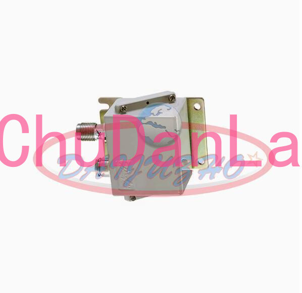 1PCS NEW Danfoss 084G2114 Pressure Transmitter Sensor