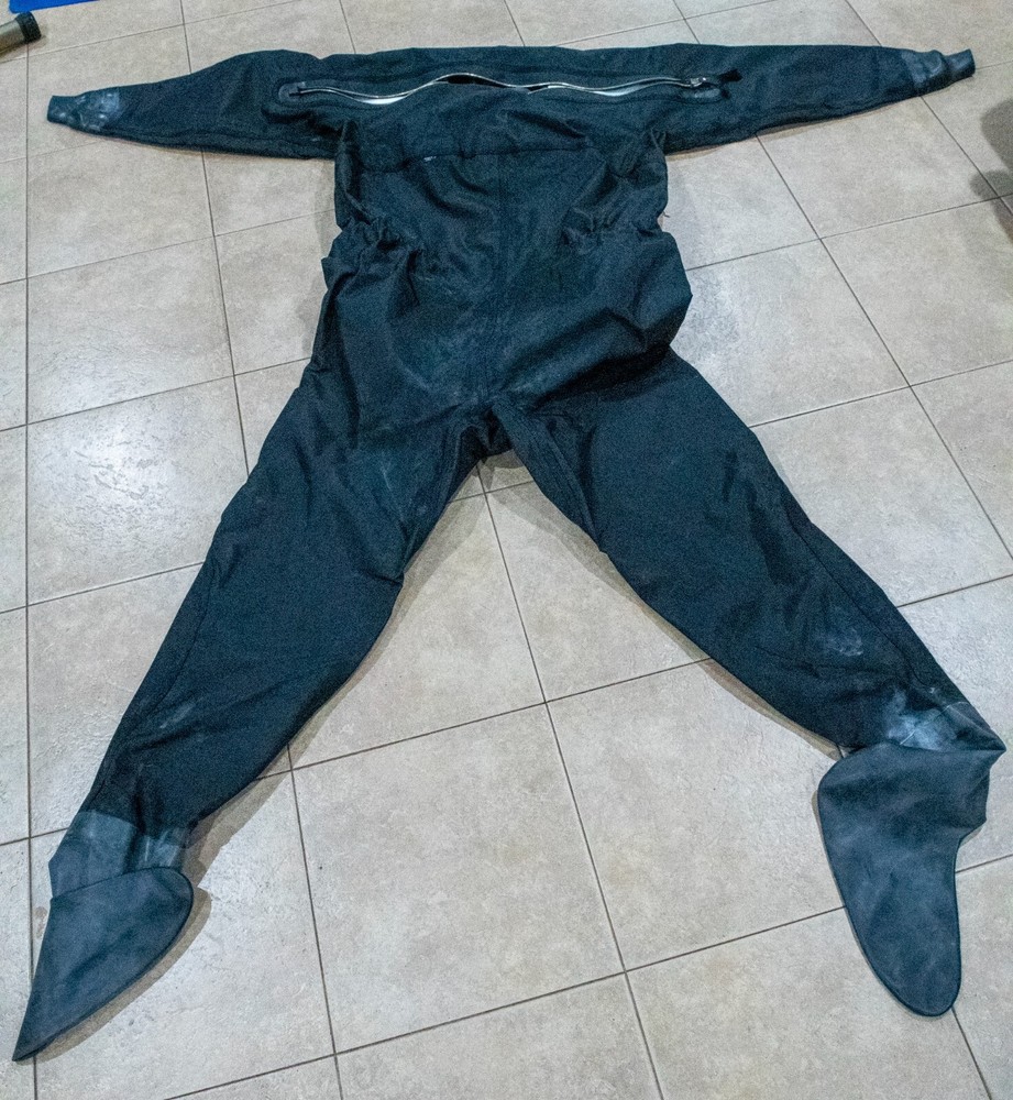 OSSystems Dolphin Drysuit Shell and UnderGarments - Size Large