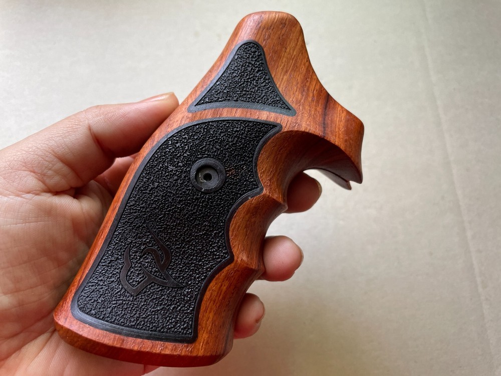 New 2Tone wood Target Grips Compatible with Taurus Medium/Large Frame Square