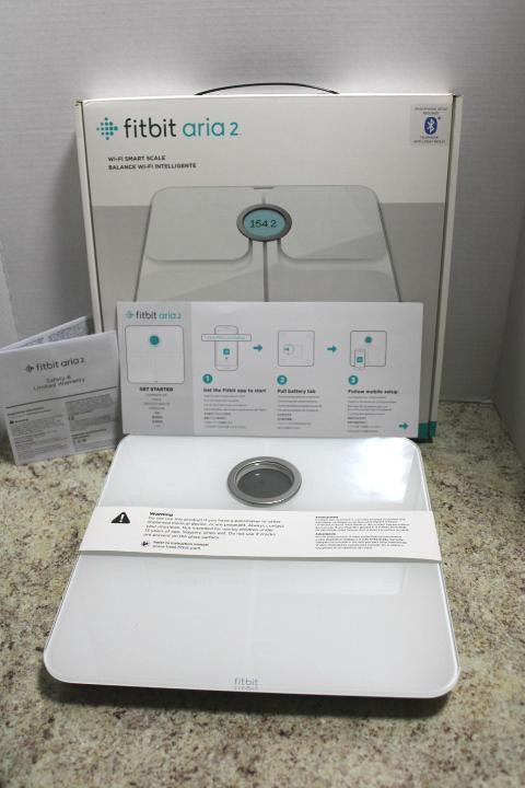 PRE-OWNED EUC Fitbit Aria 2 Wi-fi Smart Scale WHITE FB202