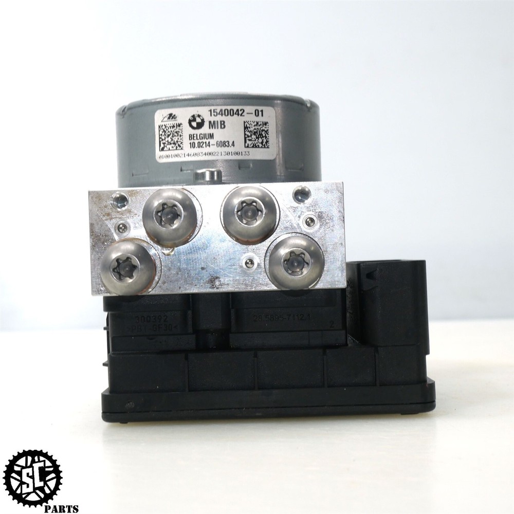 2022 BMW S1000RR ABS BRAKE PUMP MODULE