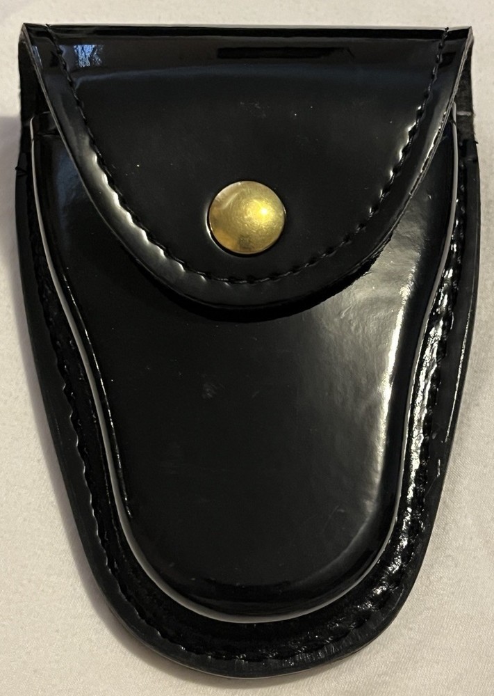 Gould & Goodrich H70 handcuff case black leather triangular snap button closure
