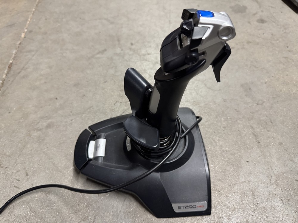 Saitek ST290 Pro USB PC Flight Stick Joystick Controller