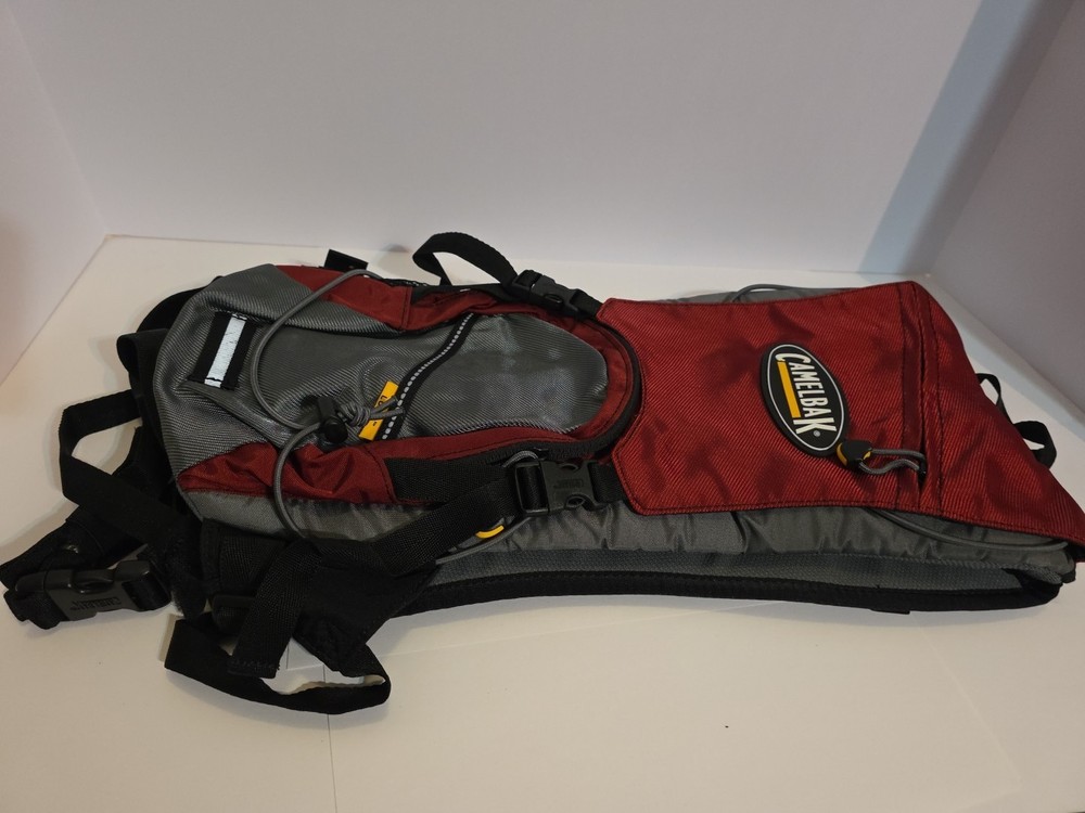 Camelbak LOBO Hiking Backpack Red w/ Pocket & Hydration Pack Bladder