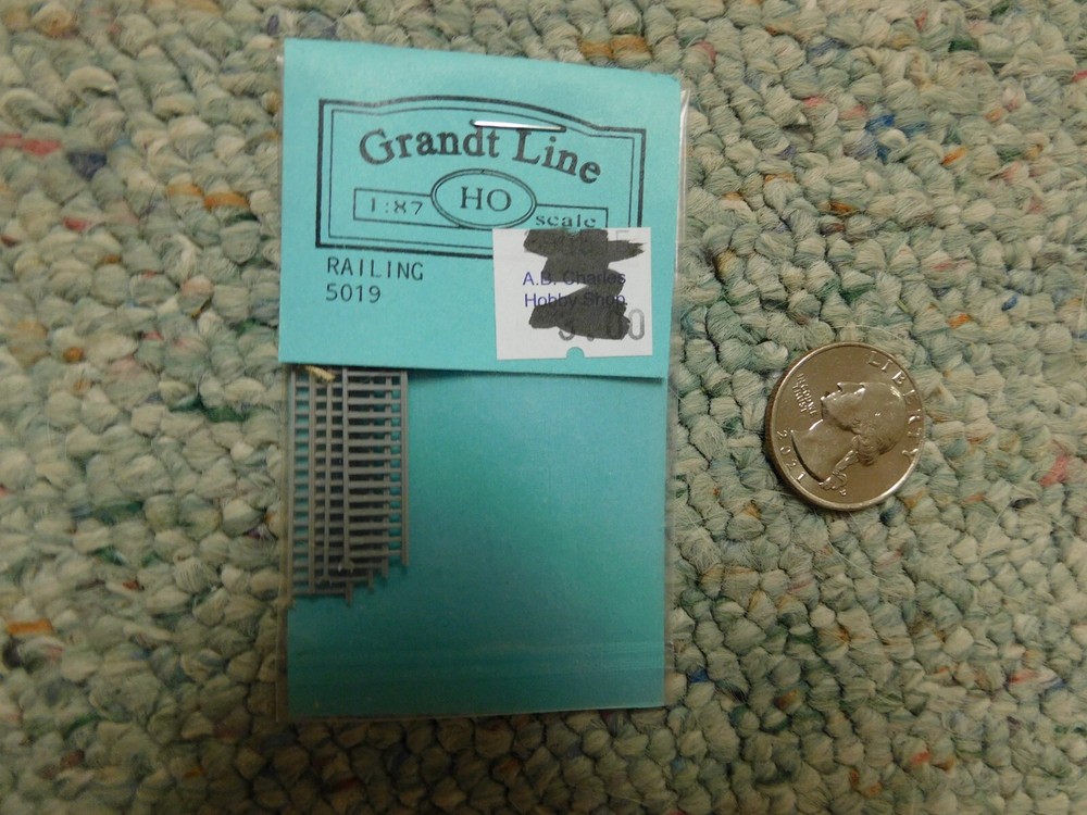 Grandt Line HO #5019 Railing M147