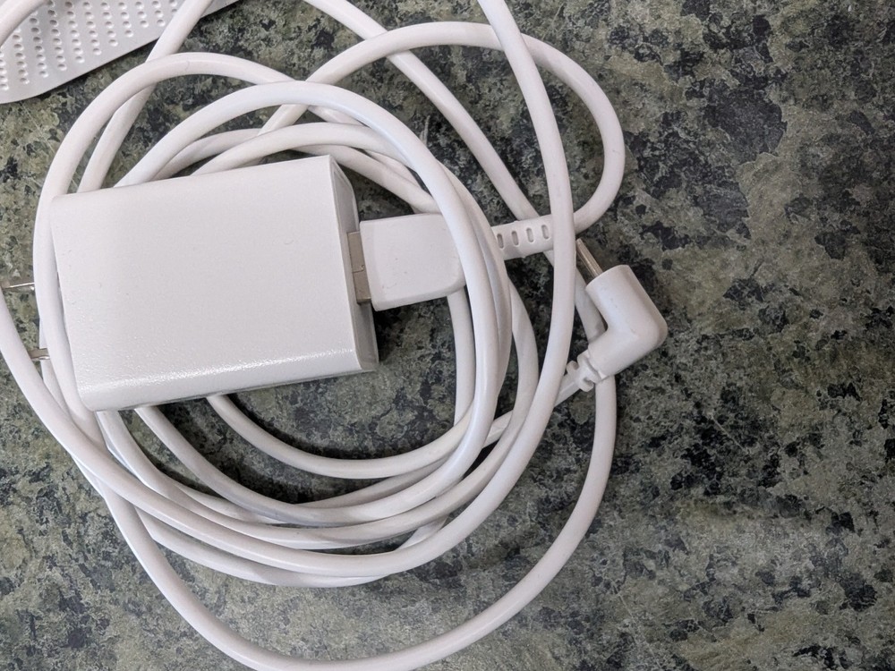 KC-806 CD Player Bluetooth Speakers USB AUX White