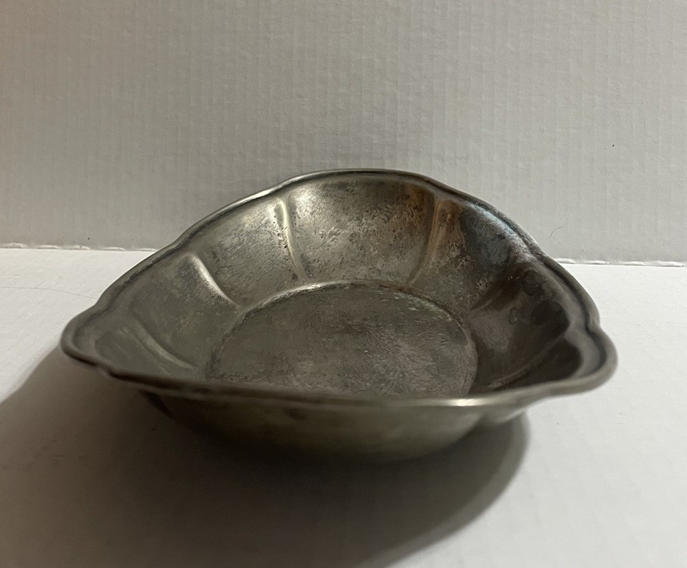 Silver Plated Oval Bowl Vintage Engraved Design