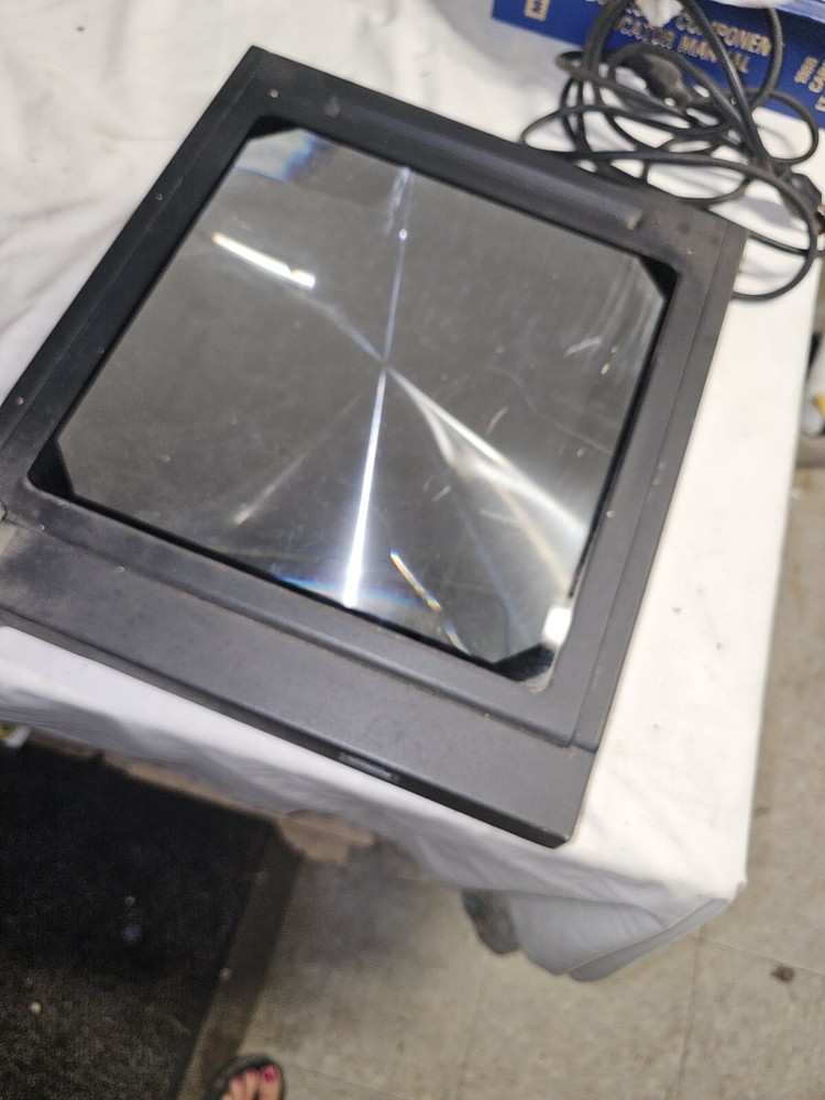 Beseler/Da-Lite P E T 100 Portable Overhead Transparency Projector