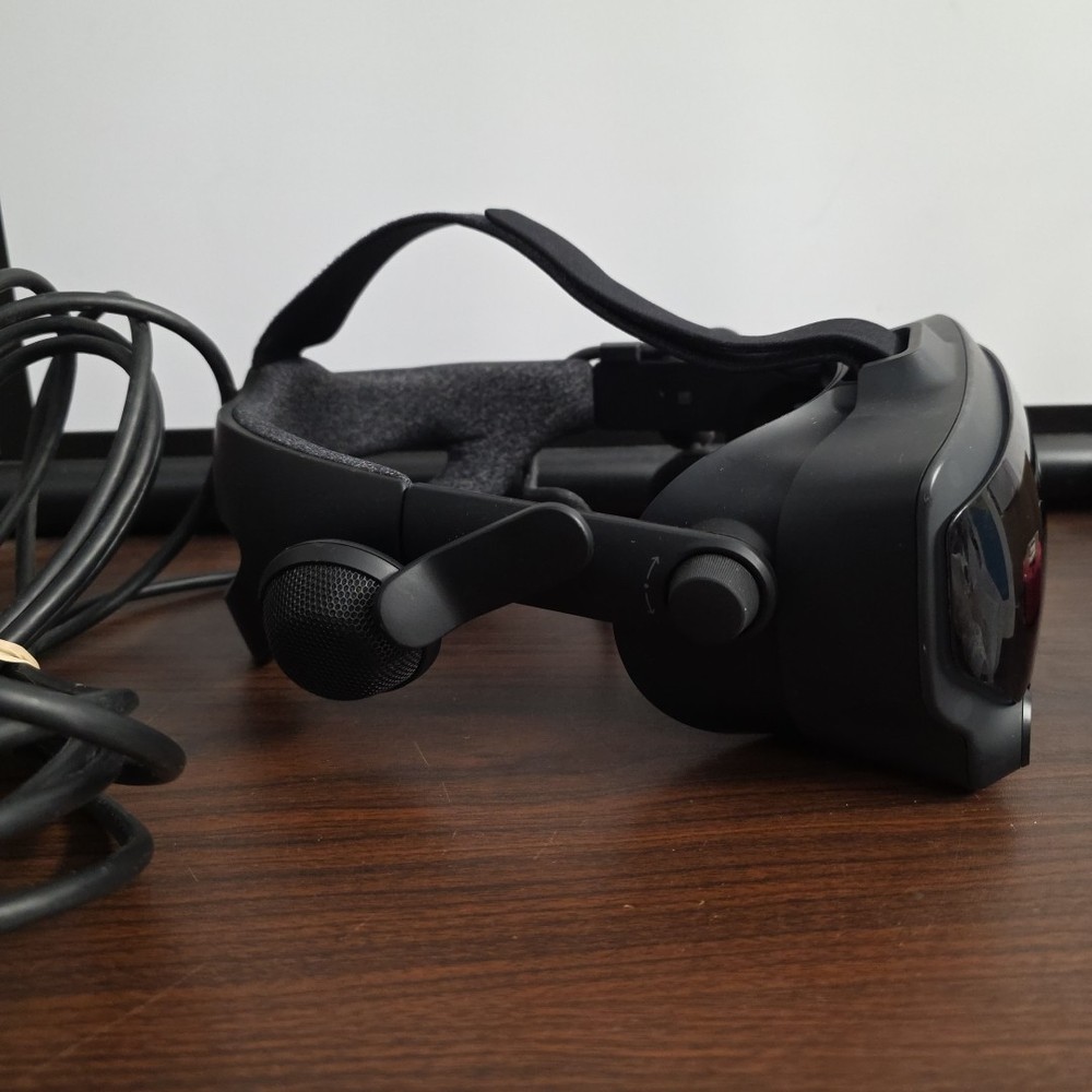 Valve Index VR Virtual Reality Headset Only Model 1007 - Used
