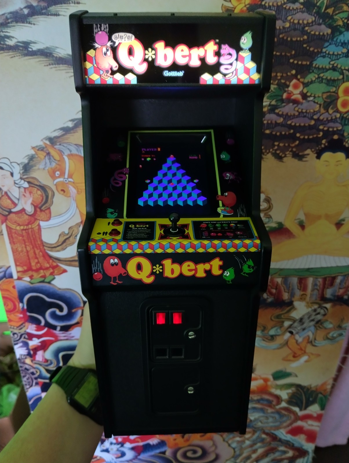 New Wave Toys Replicade Q*Bert Mini 1/6 Scale Arcade - Excellent - QBert
