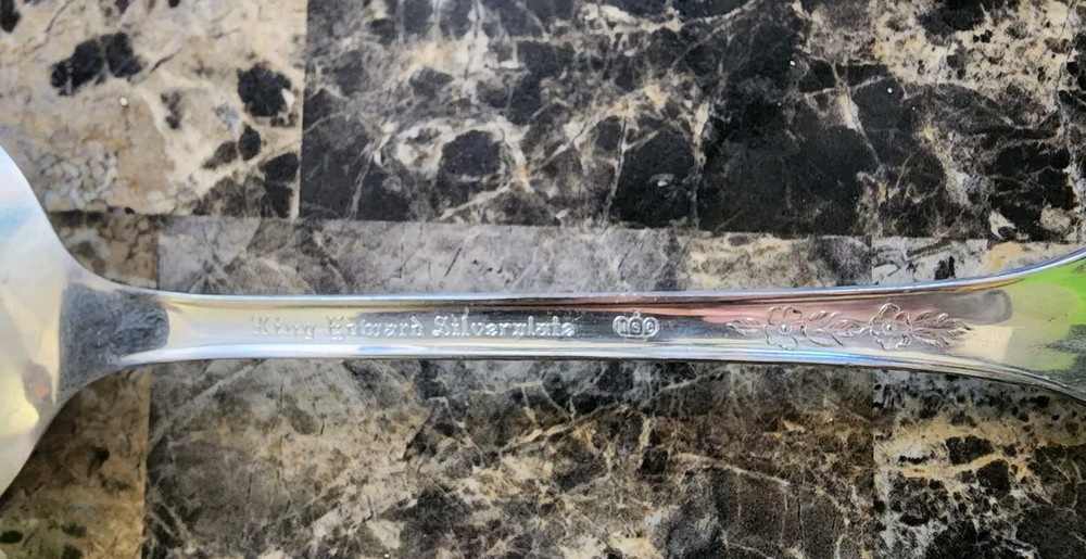 😉MID CENTURY c1951 HOLIDAY PATTERN SILVERPLATED "13" SALAD /SERVING SPOON🥗🥘🍛