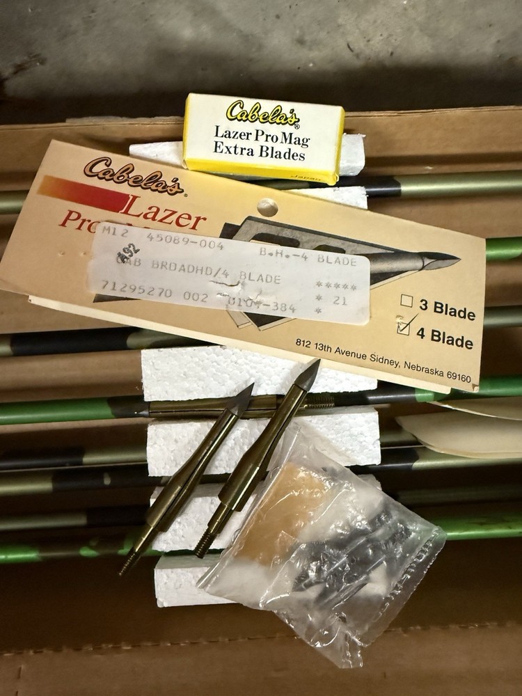 Custom Arrows Cabelas Broadheads 8 Count