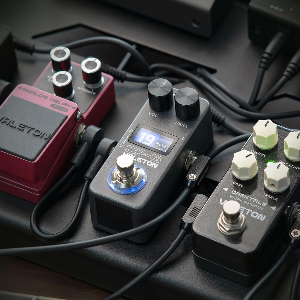 Compact MultiEffects Processor with NAM/IR Loader & TRS Cable Included