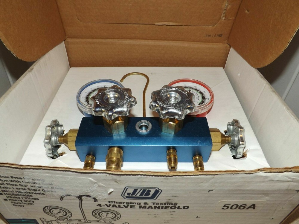 J/B CHARGING & TESTING 4 VALVE MANAFOLD & 4 HOSES