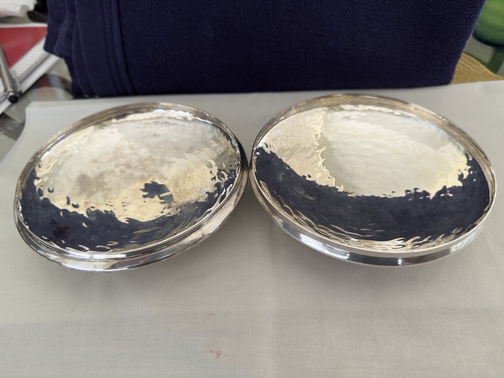 Italian Designer BATTUTO A MANO Handhammered Silverplated Plated Candy Nut Dish