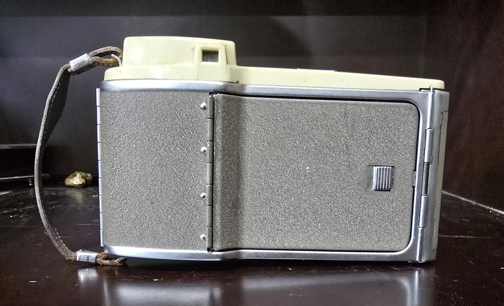 Vintage Polaroid Land Camera Model 80-A Untested