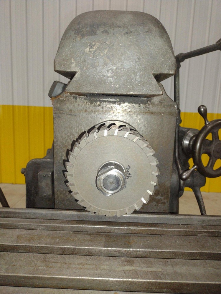 3 HP CINCINNATI MODEL 1-18 PLAIN HORIZONTAL MILLING MACHINE: STOCK #21030