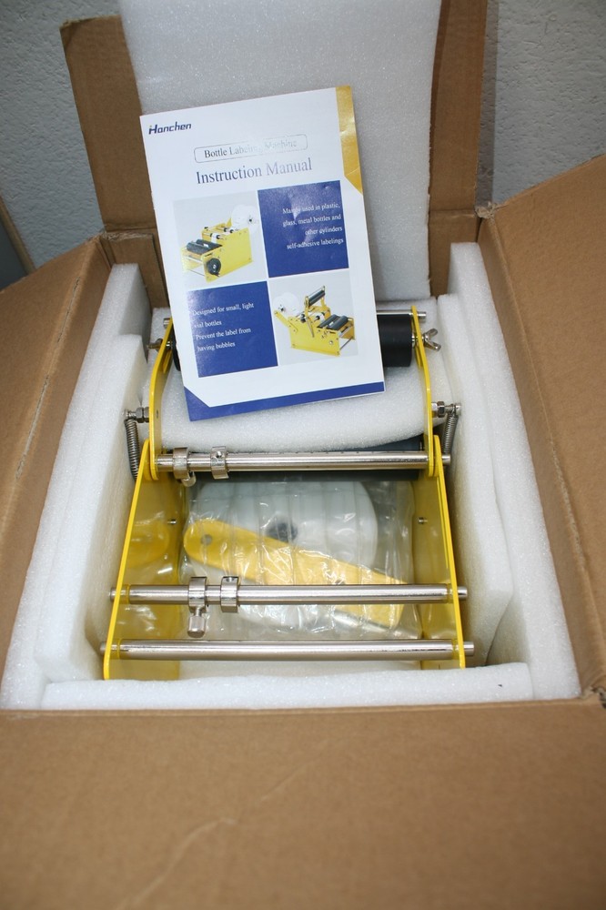 Hanchen Bottle Labeler Manual Round Labeling Machine Adjustable Label Applicator