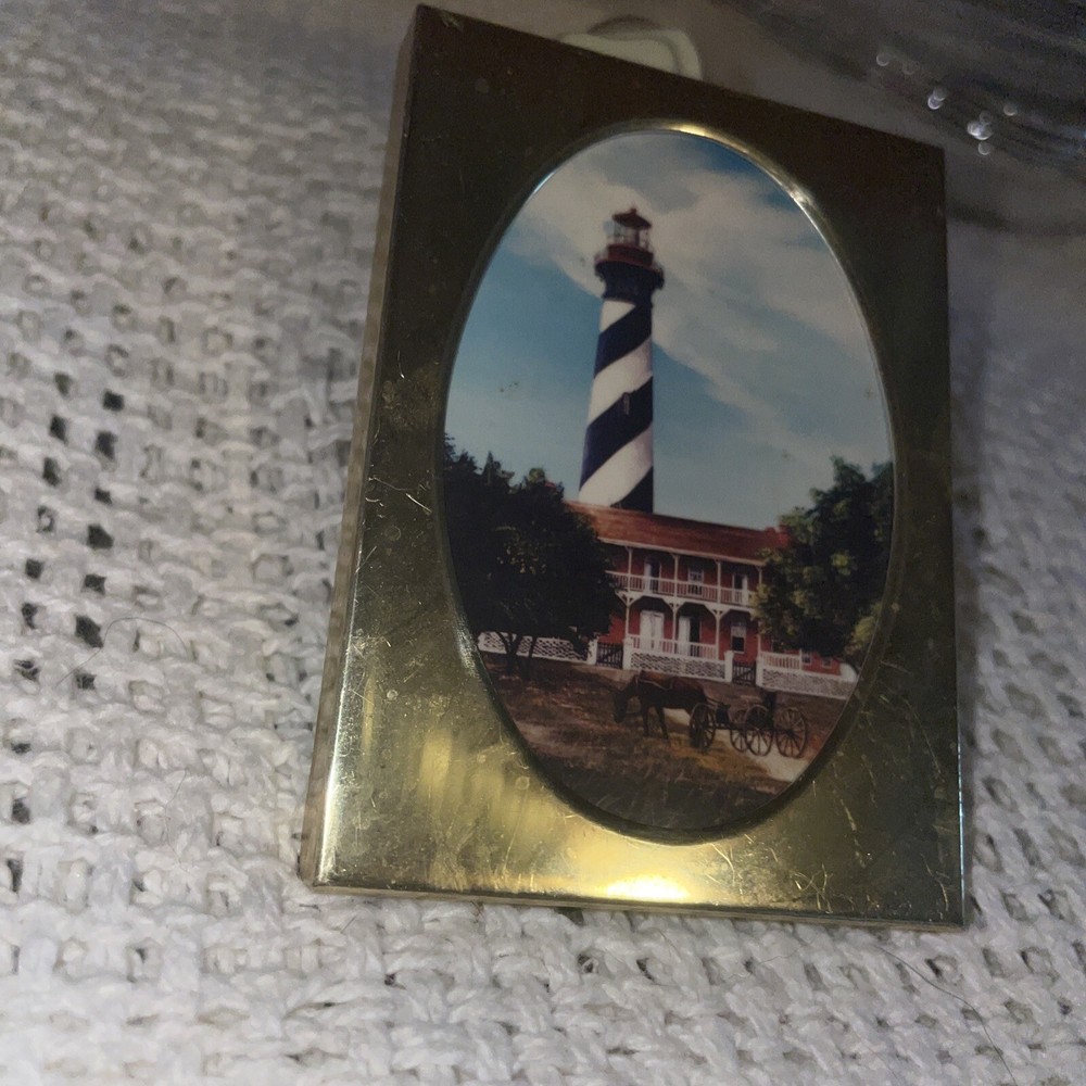 Vintage Nightlight With Lighthouse Scene In Frame Works
