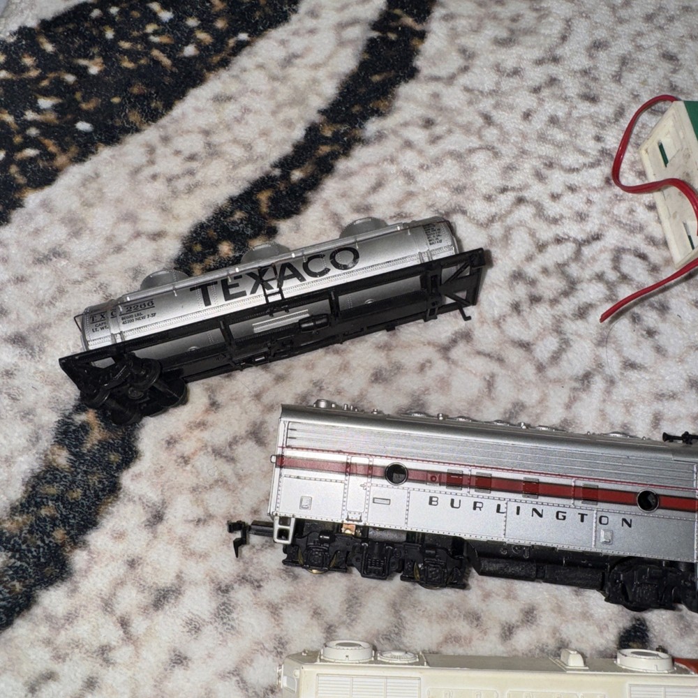 Mantua & Tyco Train Set