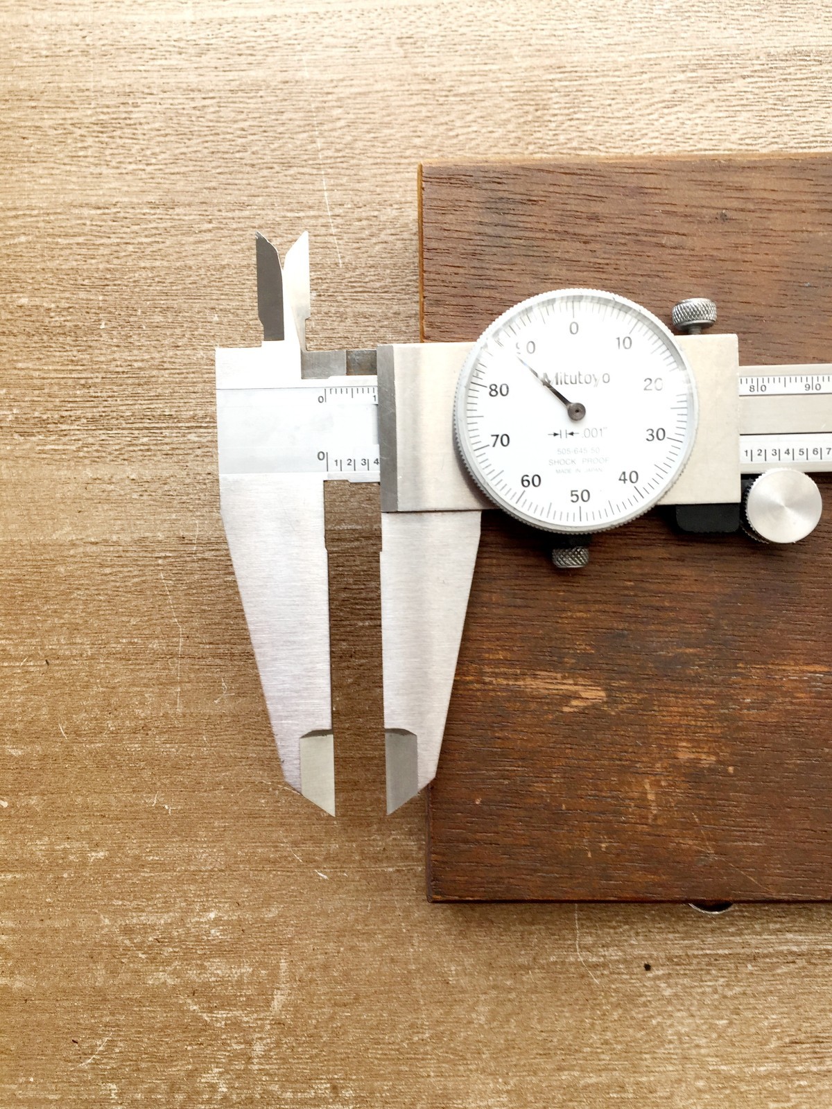 Mitutoyo Dial Caliper 12" Calibrated 505-645-50 .001" With Case Made In JAPAN