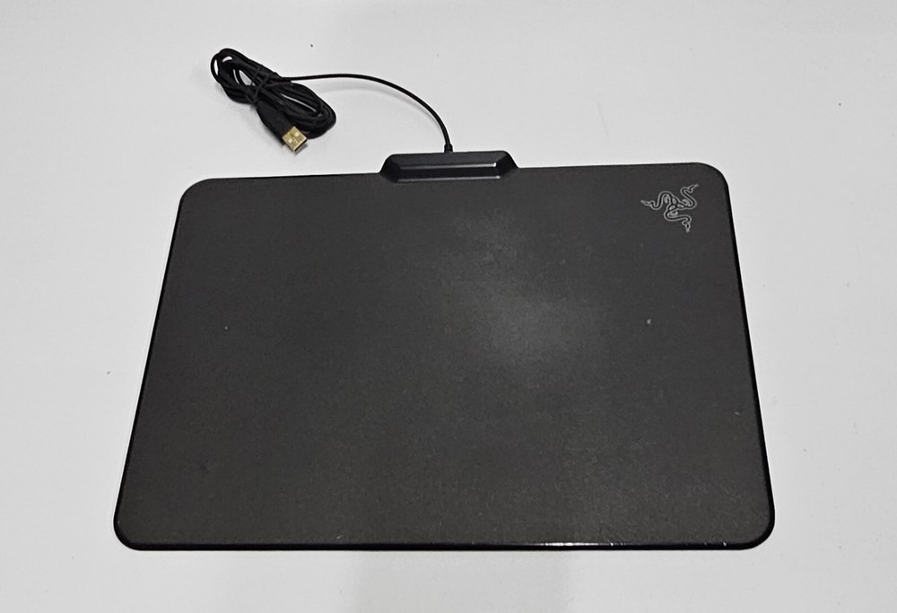Razer Firefly RGB USB Connected Hard Gaming Mousepad, Custom Lighting