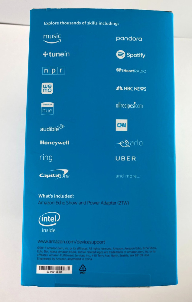 Amazon Echo Show 1st Generation W/AC 7" Display White / Black - 2017