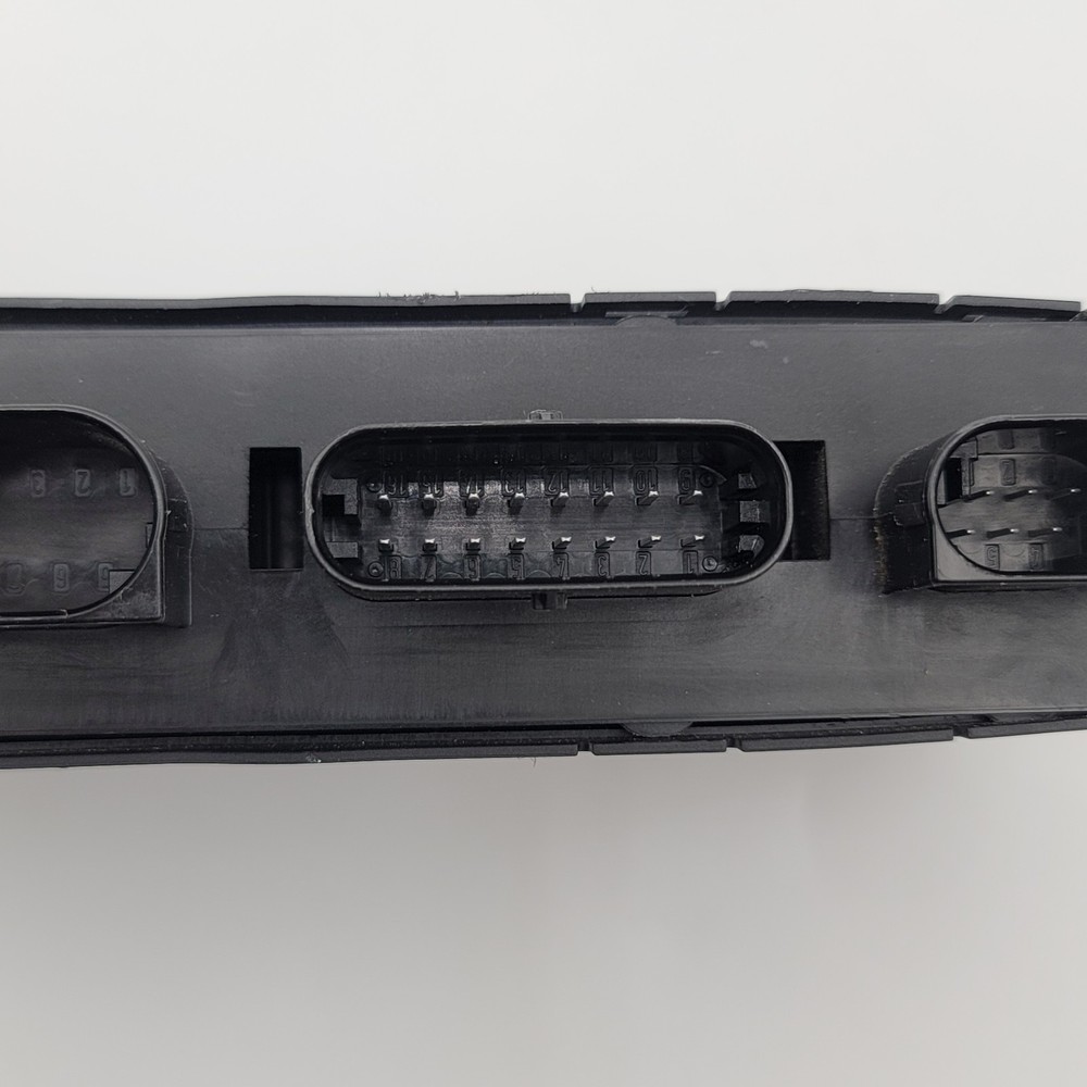 BMW I01 I3 Charging Unit Interface Lim Module OEM