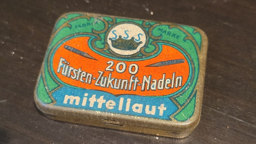 SSS Fursten German Gramophone phonograph needle Tin - Empty