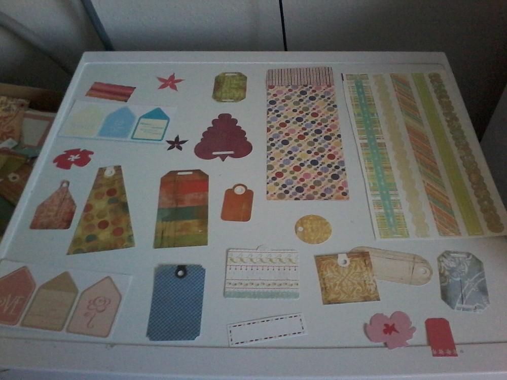 TAGS/FRAMES/BORDERS  FOR SCRAPBOOKING NEW DIFFERENT STYLE/SIZE (TE33)