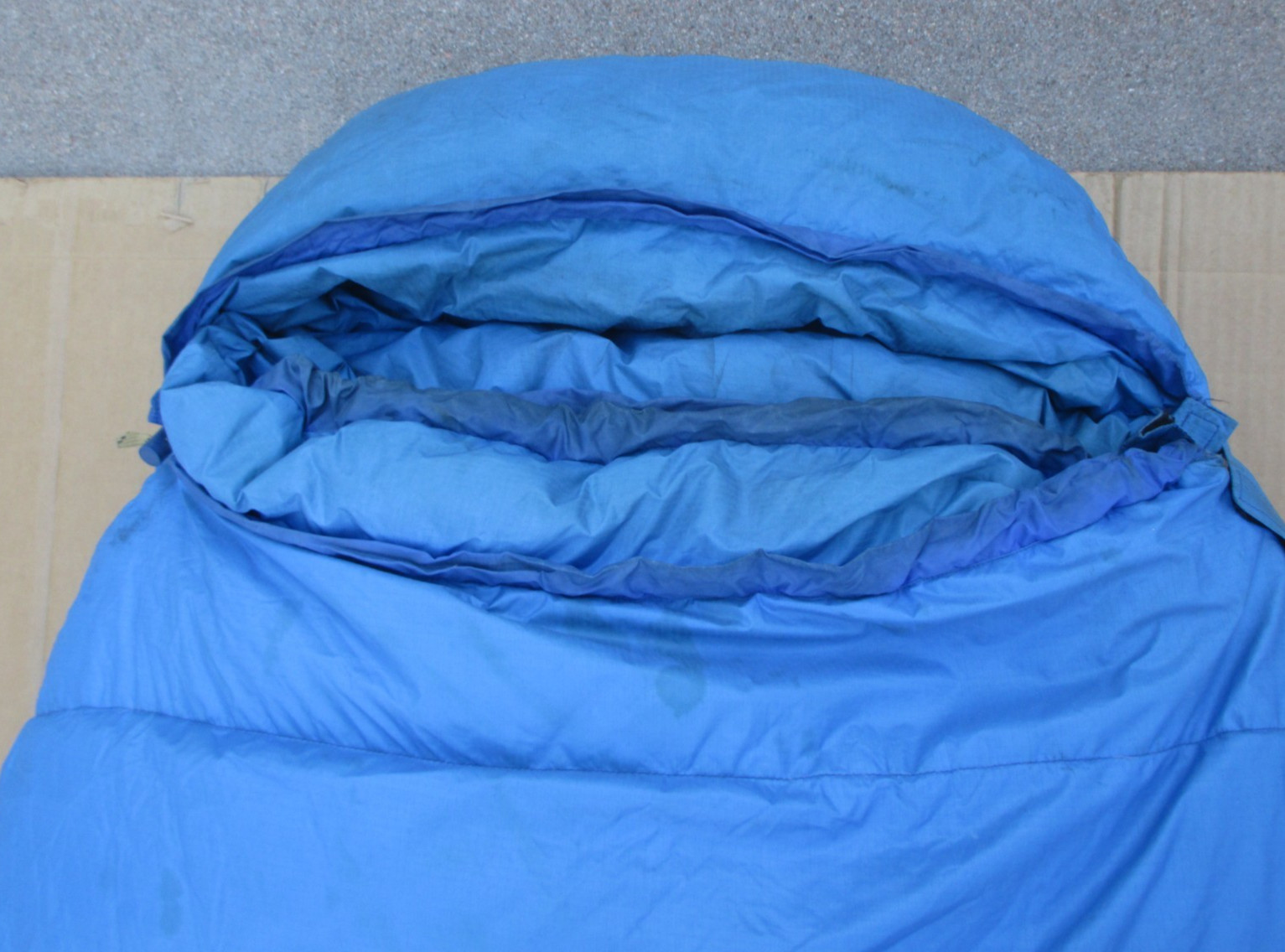 Vintage 1970's Western Mountaineering Middle Bag San Jose CA Down Sleeping Bag