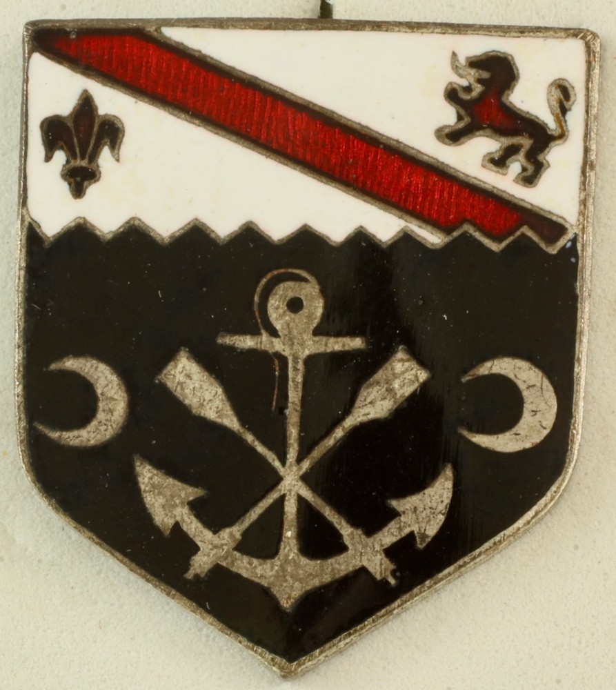 1st Engineer Regiment Crest DI/DUI Pinback Foreign Made