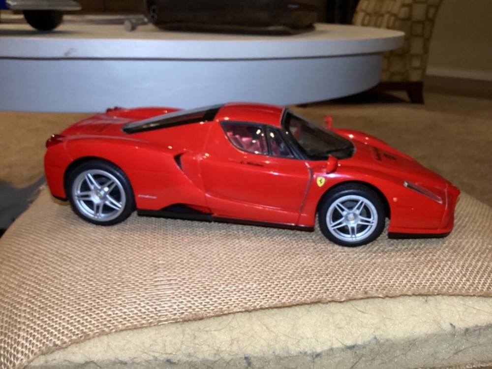 SILVERLIT 2009 ENZO FERRARI
