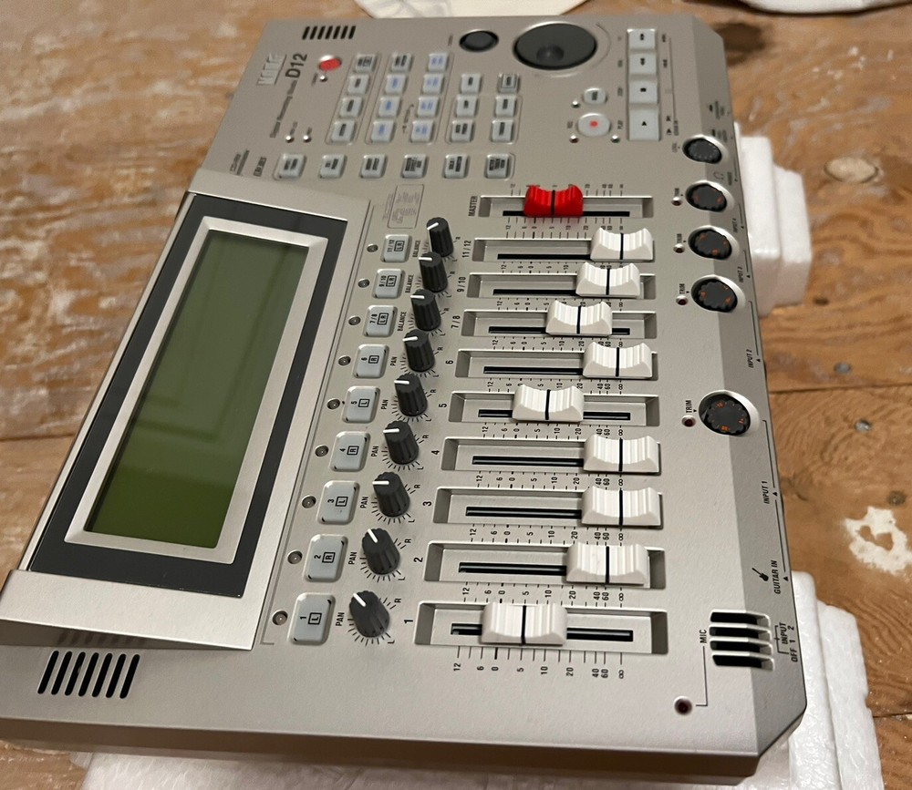 KORG D12 Digital 16 Track Recorder