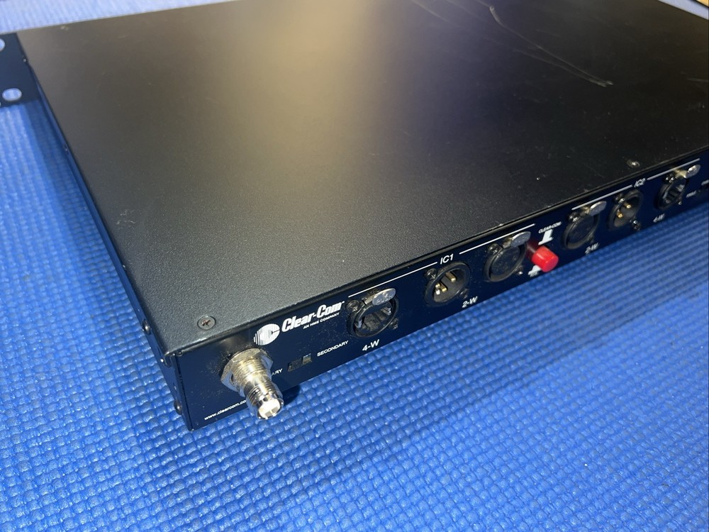 Clear-Com HME DX210 Digital Wireless Intercom System