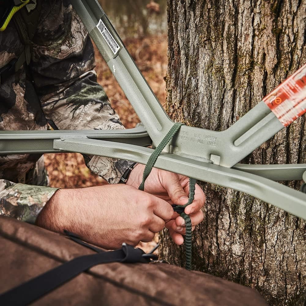 Lightweight Shoulder & Bungee Tether Straps - Essential for Treestand Stability