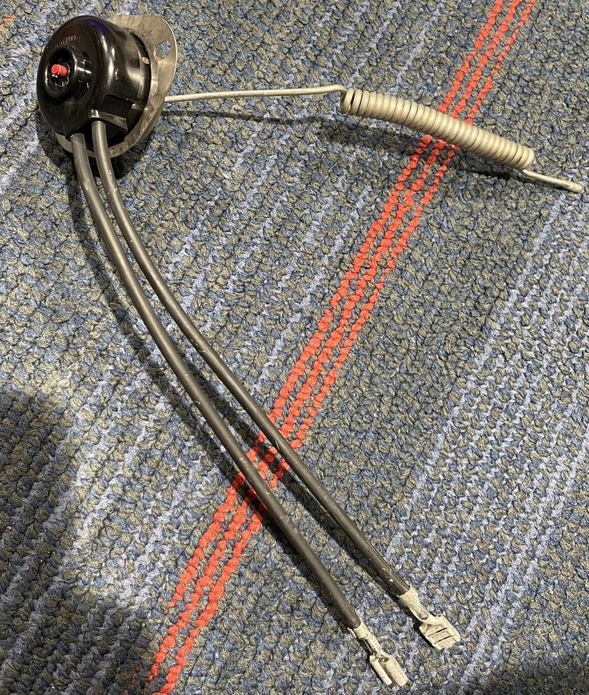 Thermodisc 10H14 Automatic Reset Snap Action Capillary Switches L240F