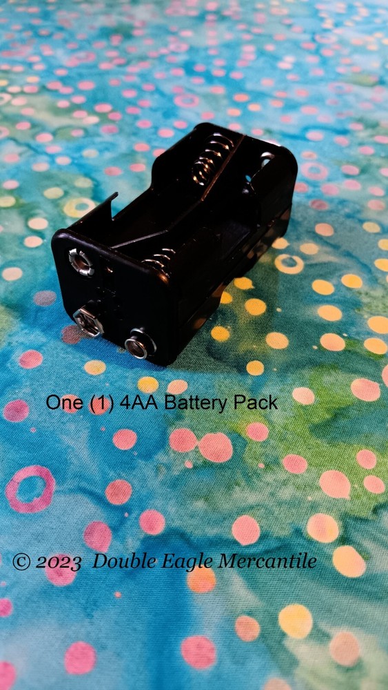 One (1) 4AA Battery Holder