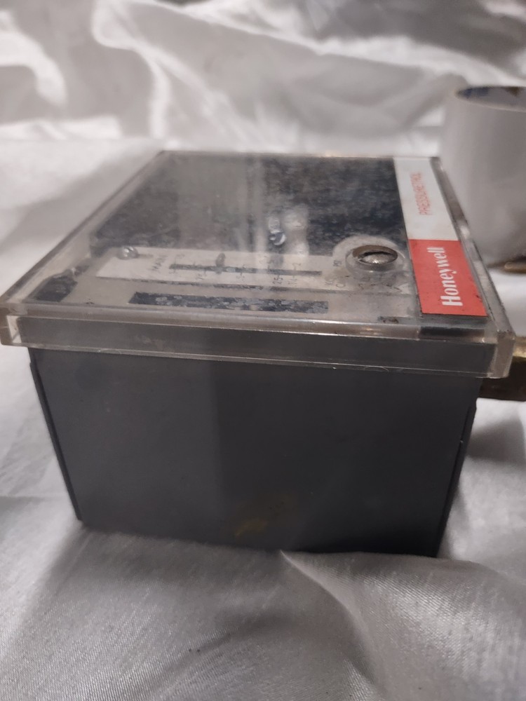 Honeywell Pressuretrol