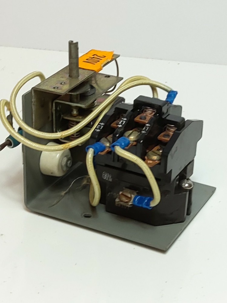 FURNAS 41NA30BG CONTACTOR ASSEMBLY (NOS)