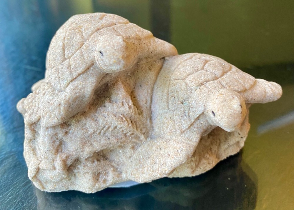 Sparkling Sandstone Turtles Sculpture Figurine