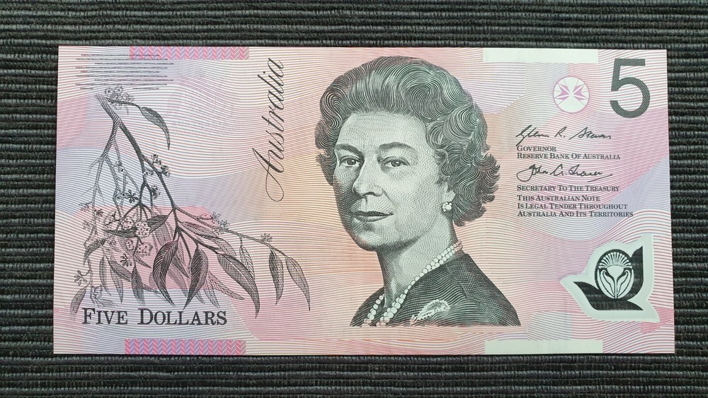 AUSTRALIA $5 2015 Polymer Banknote DJ15 766737