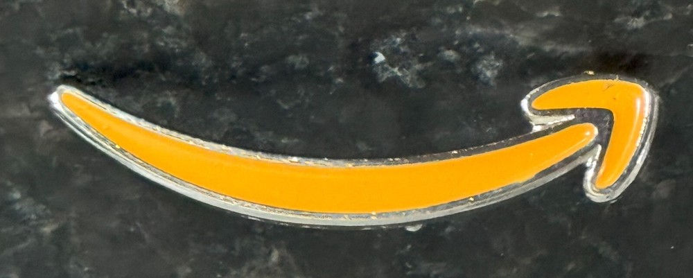 Orange Amazon Smile Peccy Pin