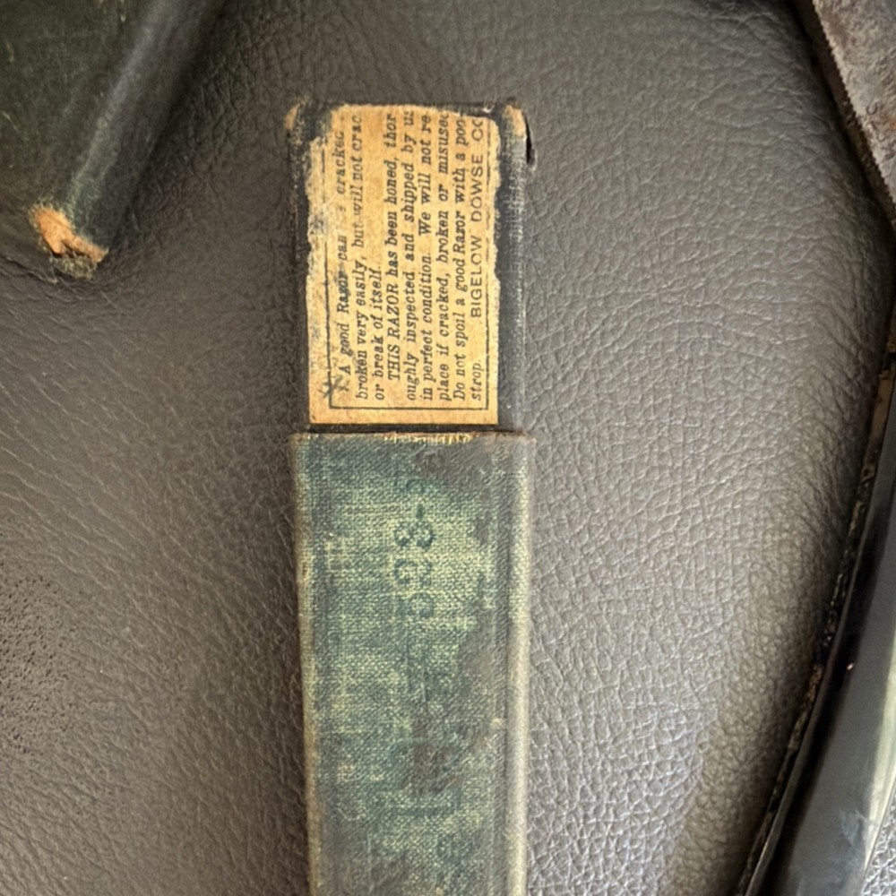 Bigelow Dowse Co. Straight Razor with Original Case