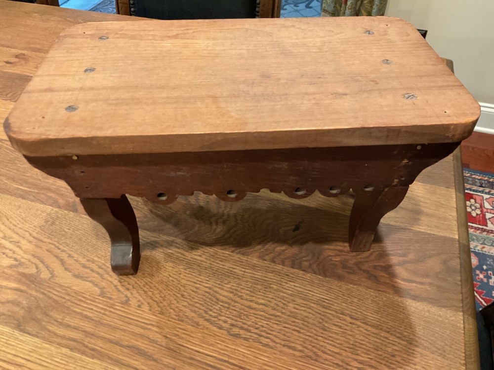 ANTIQUE HANDMADE SOLID WOOD ORNATE SCROLLWORK FOOT STOOL